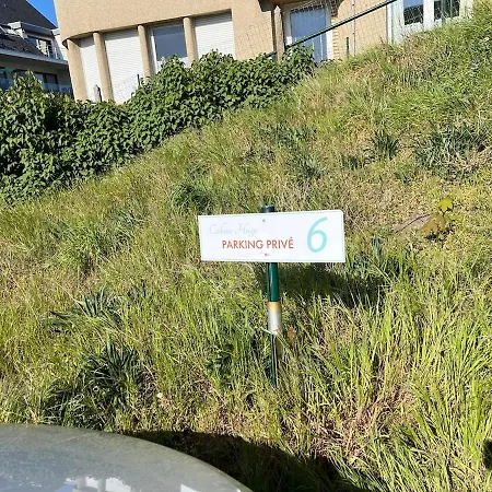 Duplex Et Parking A 100m De La *